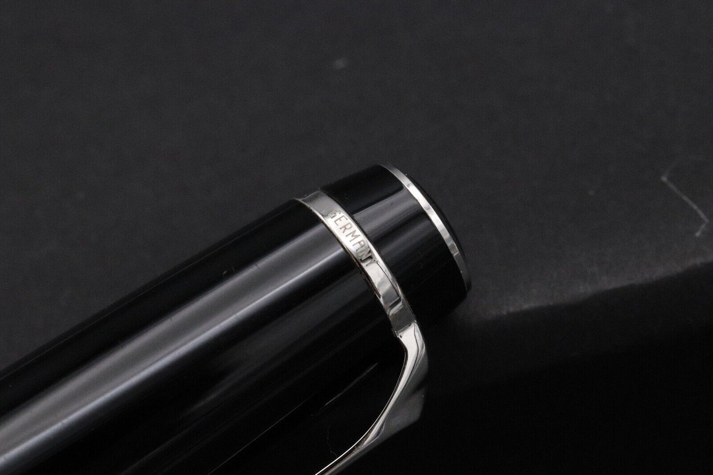 Montblanc Boheme Platinum Line No Stone Rollerball / Fineliner Pen image 4