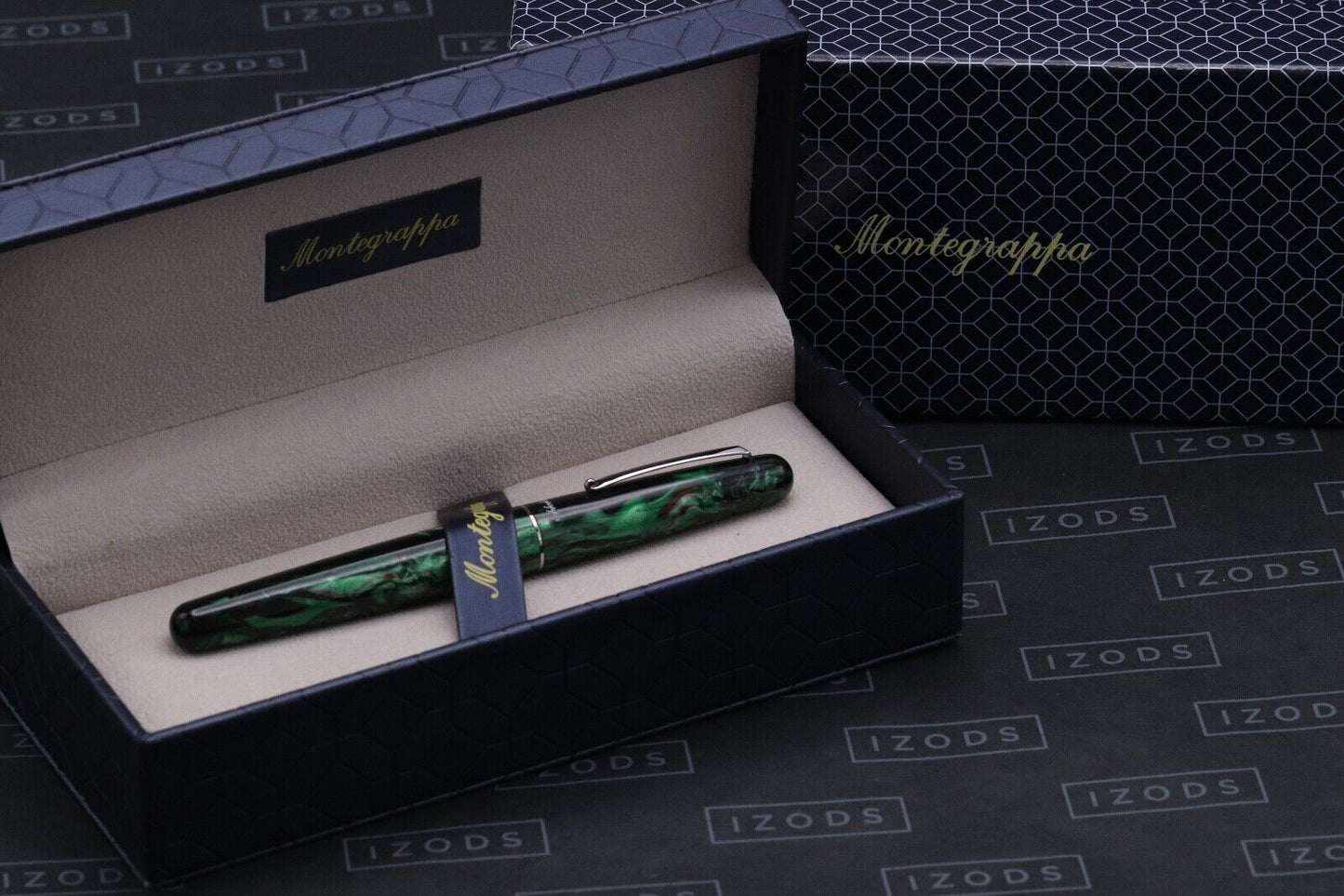 Montegrappa Elmo 01 Fantasy Blooms Black Star Calla Lily Fountain Pen image 5