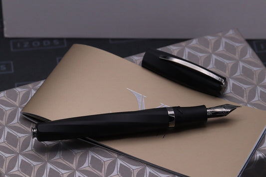 Visconti Divina Matte Black Oversize Fountain Pen image 1
