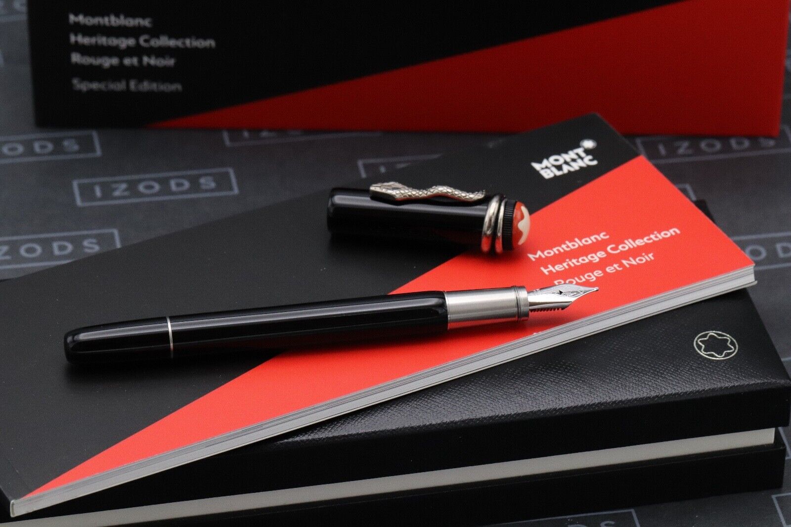 Montblanc Heritage Rouge et Noir Black SE Fountain Pen – IZODS