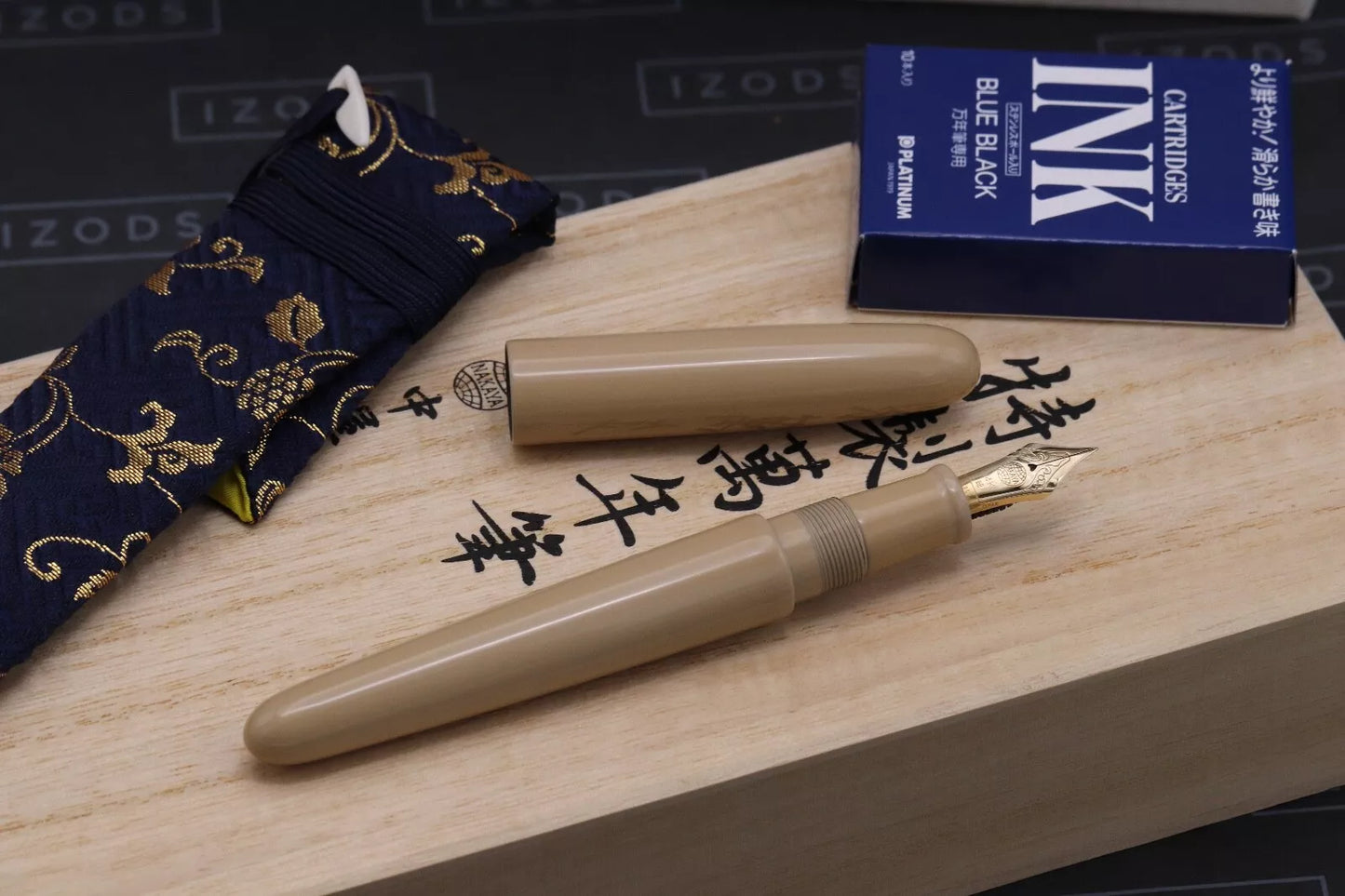 Nakaya Portable Cigar Shiro-Urushi Fountain Pen - Fine Nib image 5