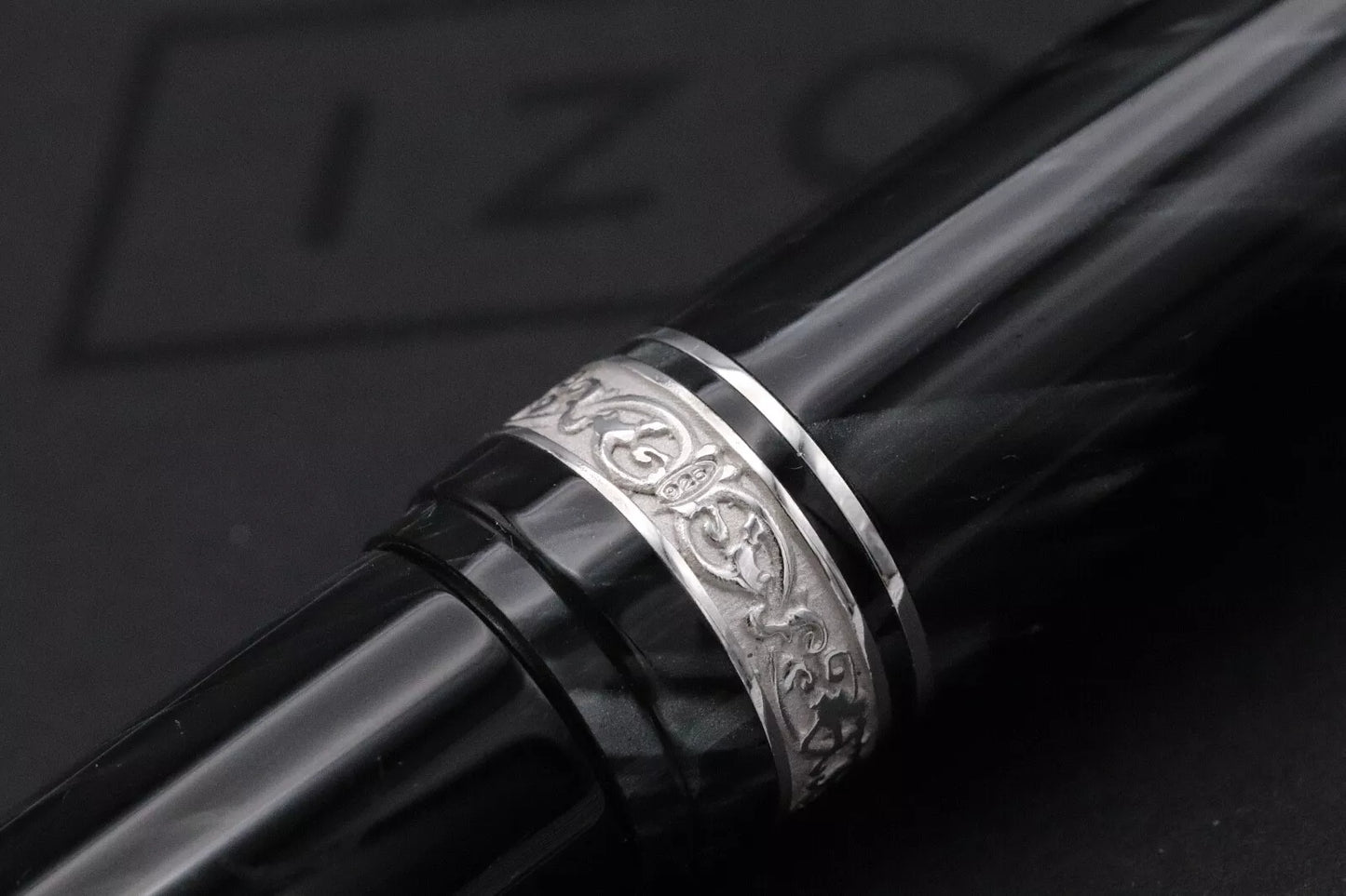 Leonardo Gioiellino Lever Filler Pearl Grey Celluloid Fountain Pen - Broad Nib image 7