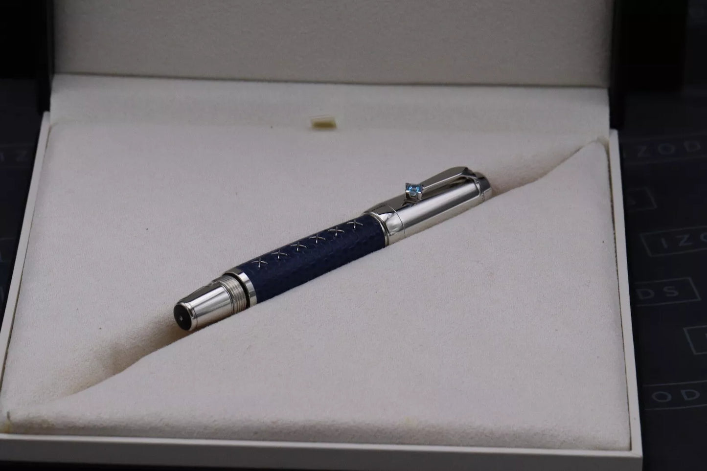 Montblanc Boheme Jewels Topaz Blue Leather Fountain Pen - UNUSED image 10