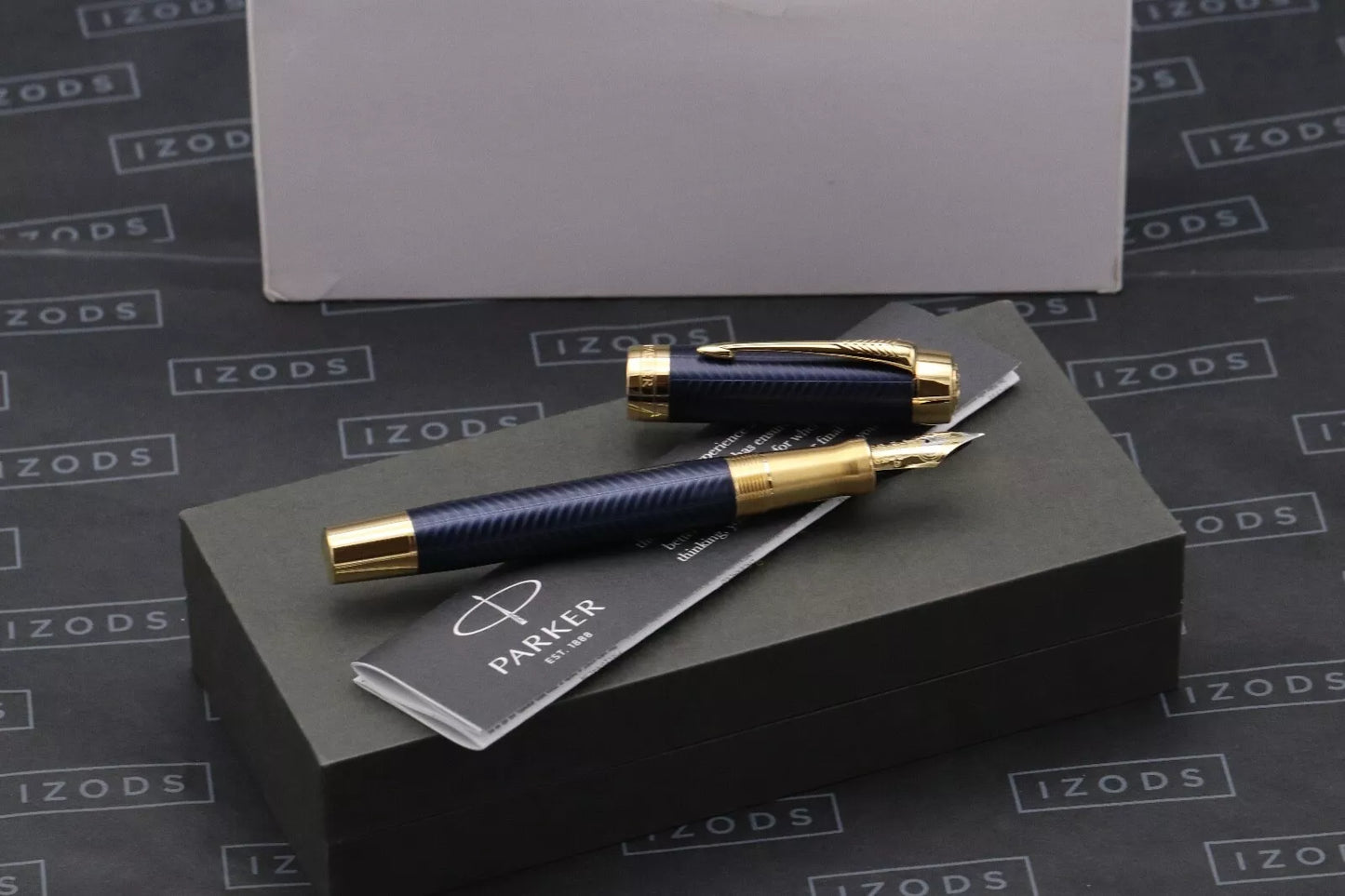 Parker Duofold Centennial Prestige Blue Chevron Fountain Pen - UNUSED image 10