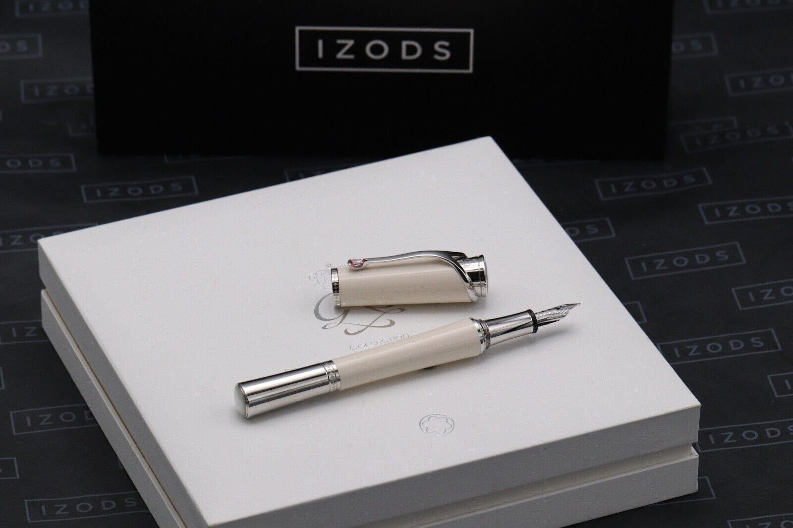 筆記具 MONTBLANC Princesse Grace de Monaco Montblanc Princesse Grace de Monaco Ivory-Resin Fountain Pen – IZODS