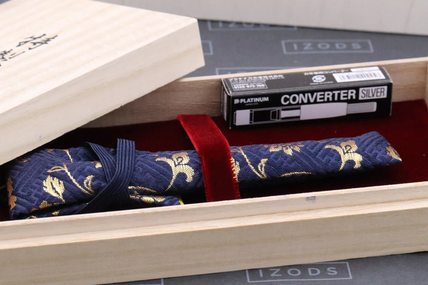Nakaya Piccolo Cigar Shobu Fountain Pen - UNUSED - Medium Nib image 5