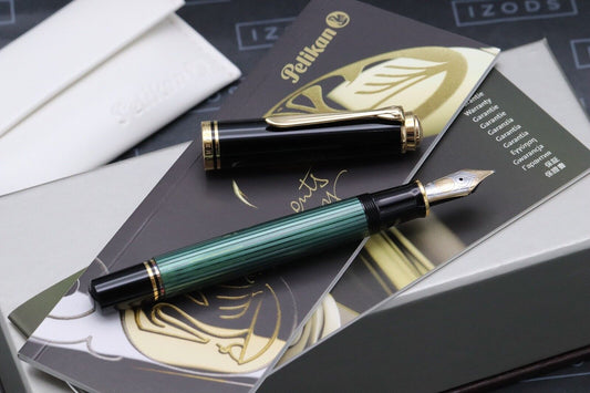 Pelikan Souveran M800 Green Black Fountain Pen image 1