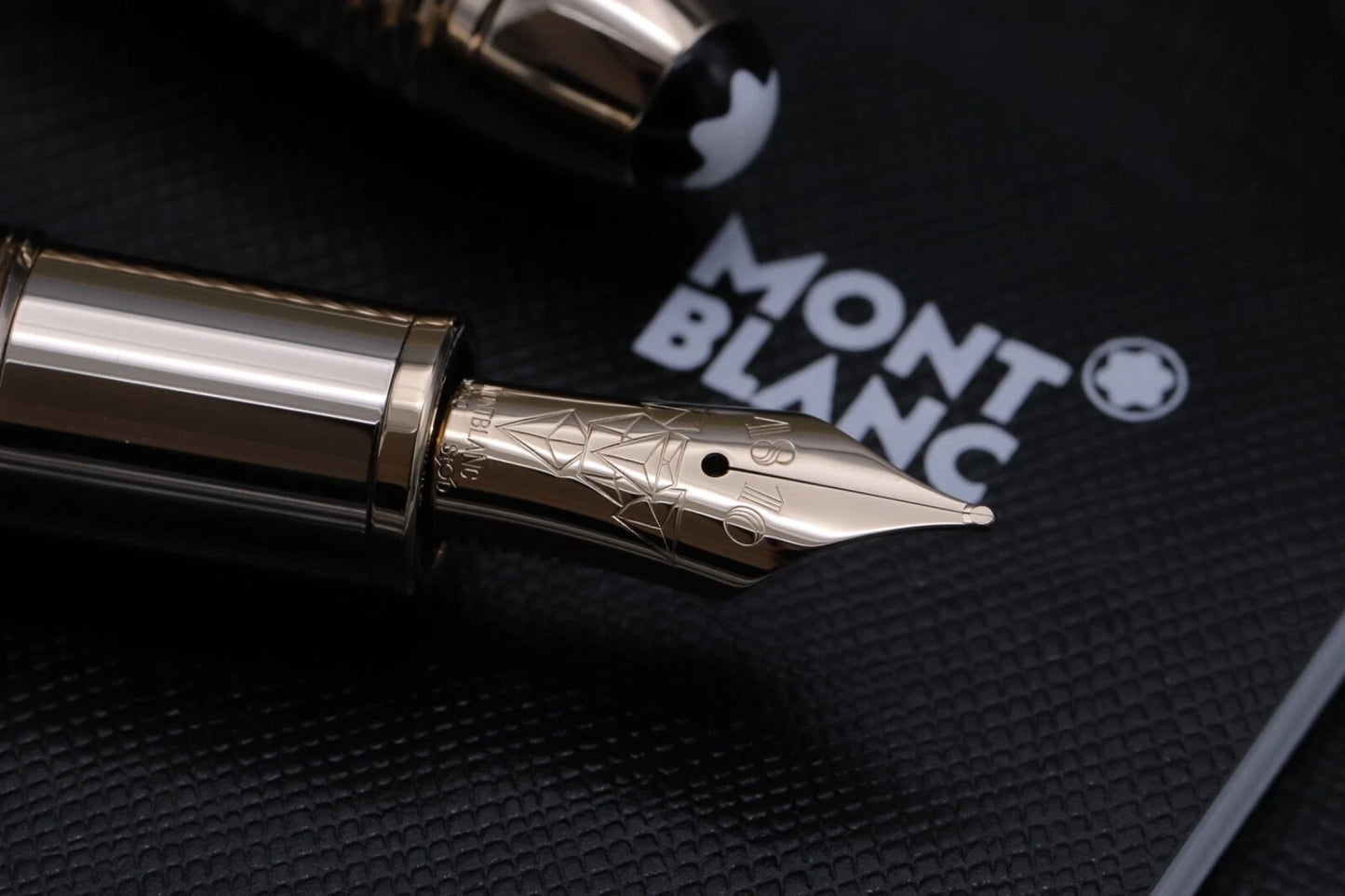Montblanc Meisterstuck LeGrand Geometry Gold-Coated Fountain Pen image 9