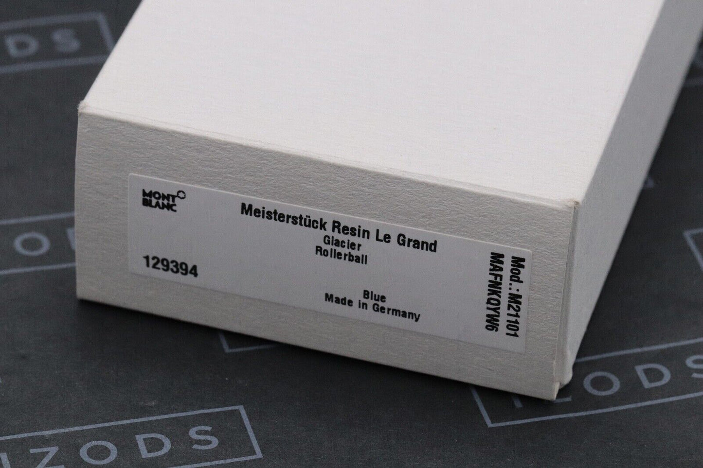 Montblanc Meisterstuck 162 LeGrand Glacier Rollerball Pen image 6