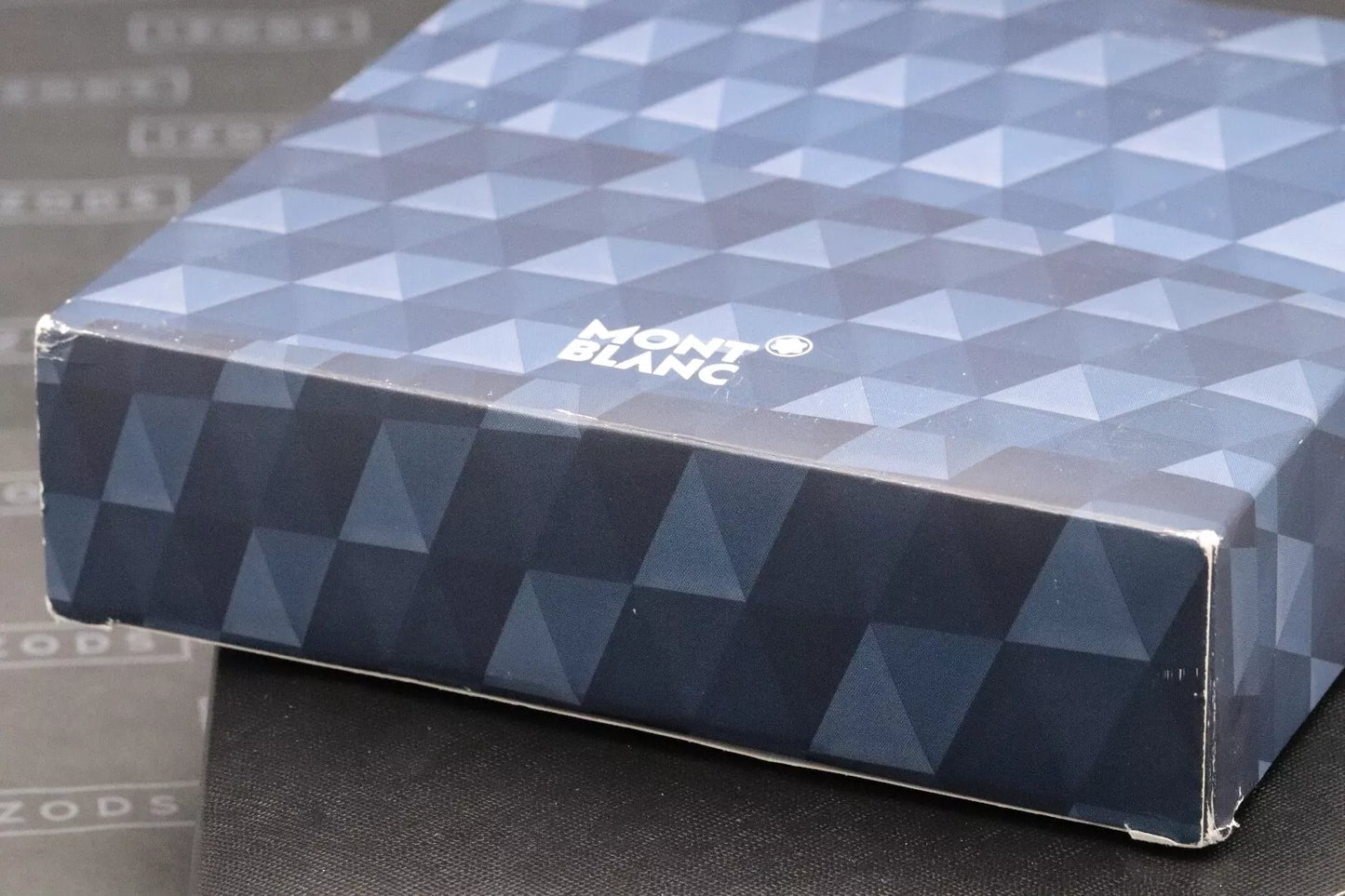 Montblanc Meisterstück LeGrand Blue Hour Fountain Pen - UNUSED image 10