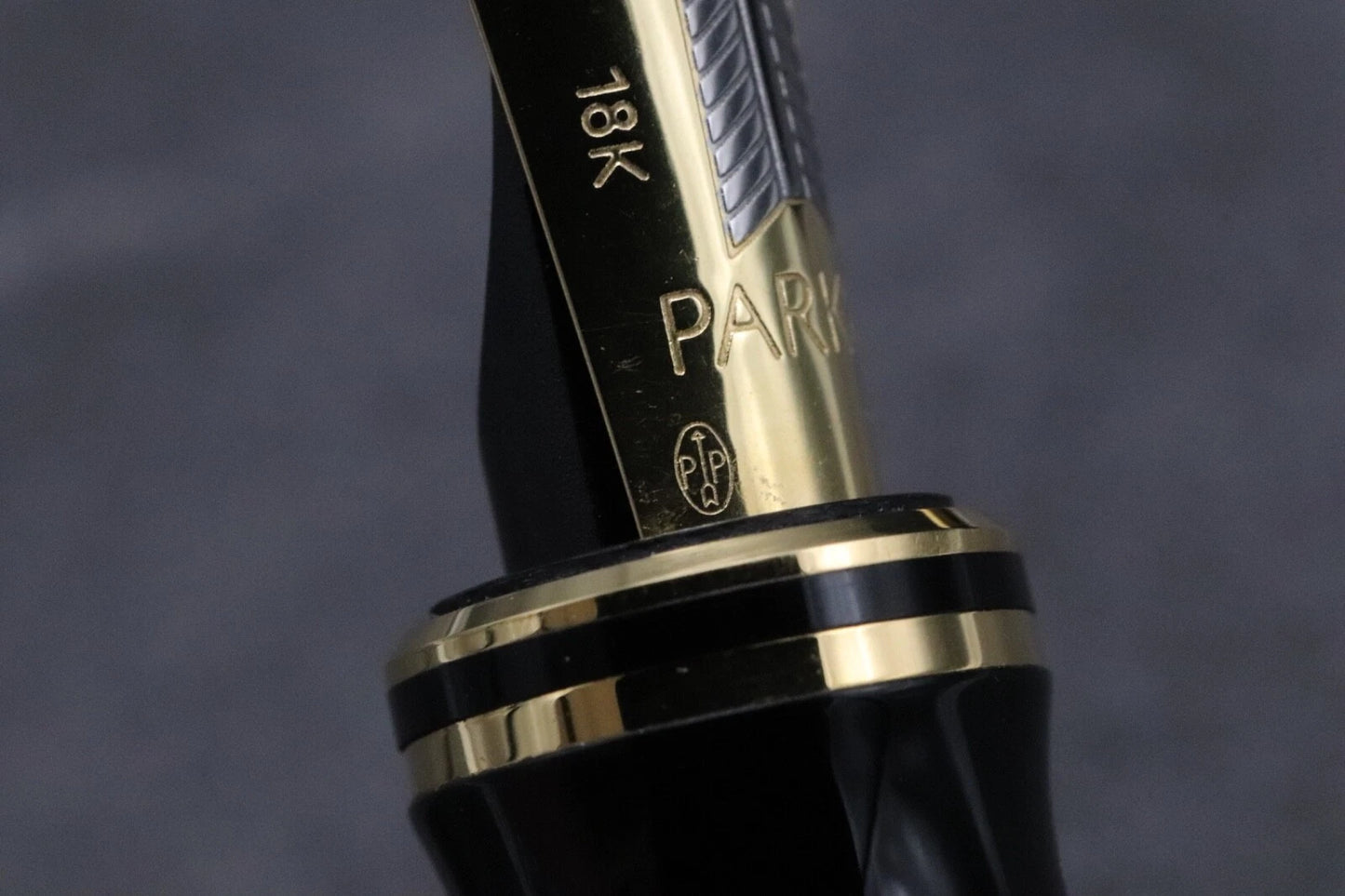 Parker Duofold Centennial Black Gold Fountain Pen - 1987 image 10