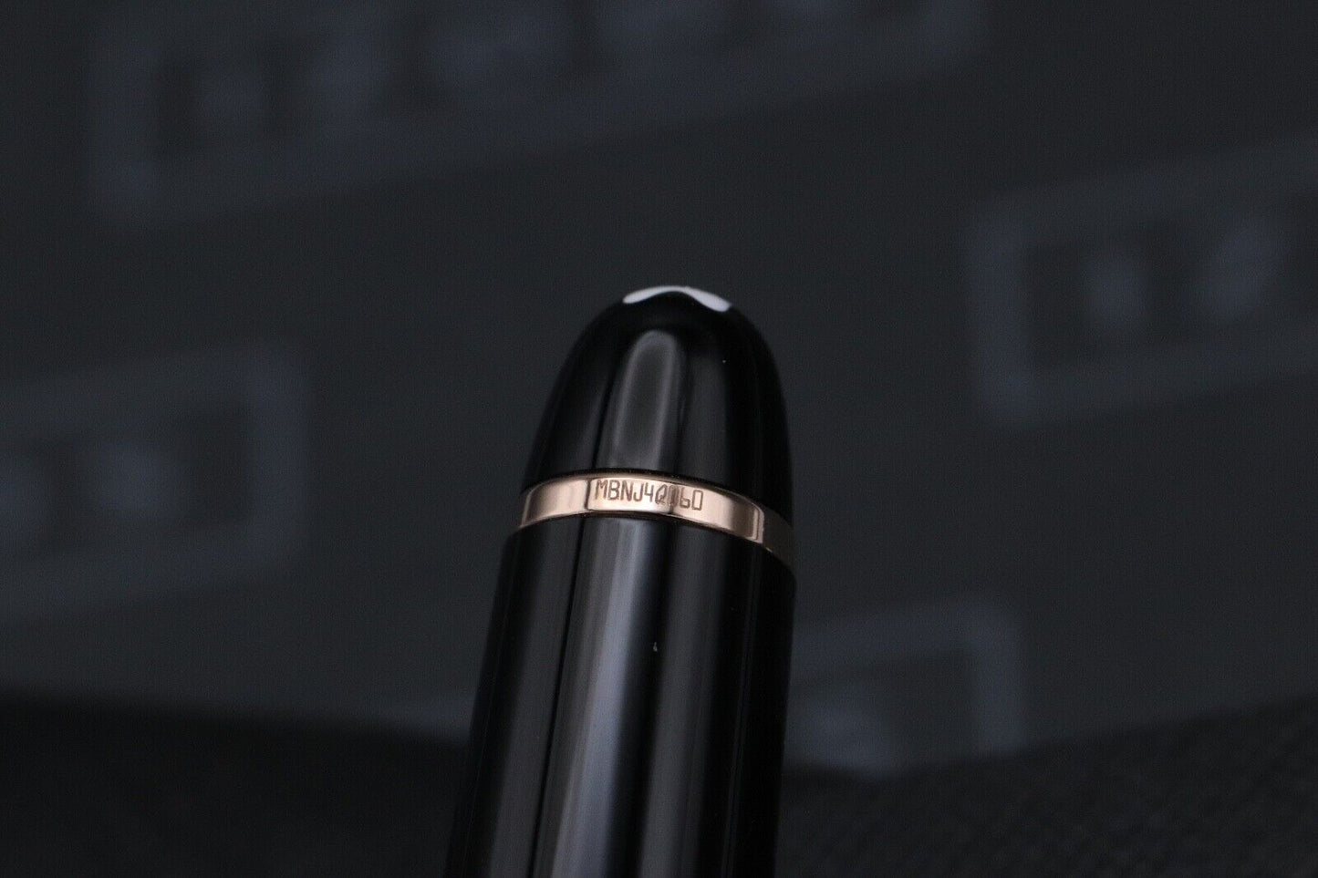 Montblanc Meisterstuck Classique Red Gold Coated Fountain Pen - NEVER INKED image 4