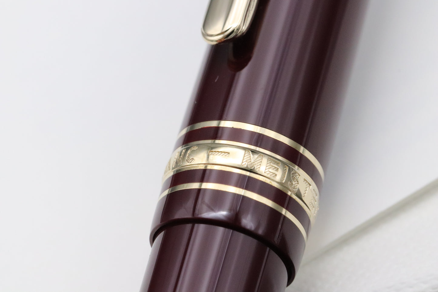 Montblanc Meisterstuck Classique Burgundy 2025 Fountain Pen - NEW