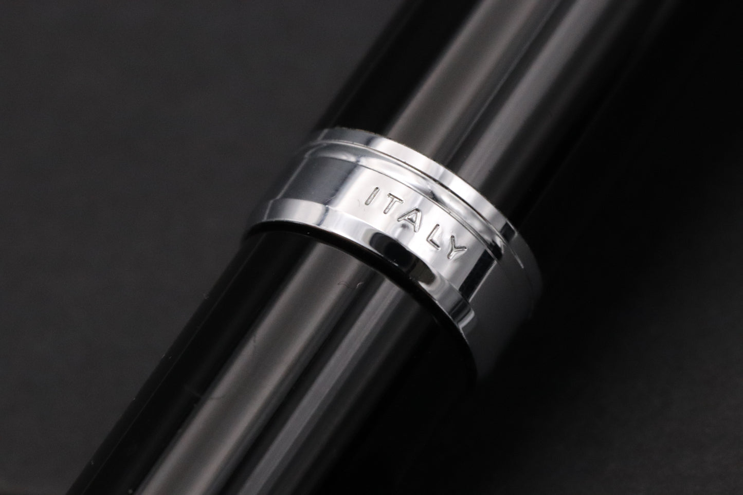 Aurora Talentum Black Chrome Fountain Pen