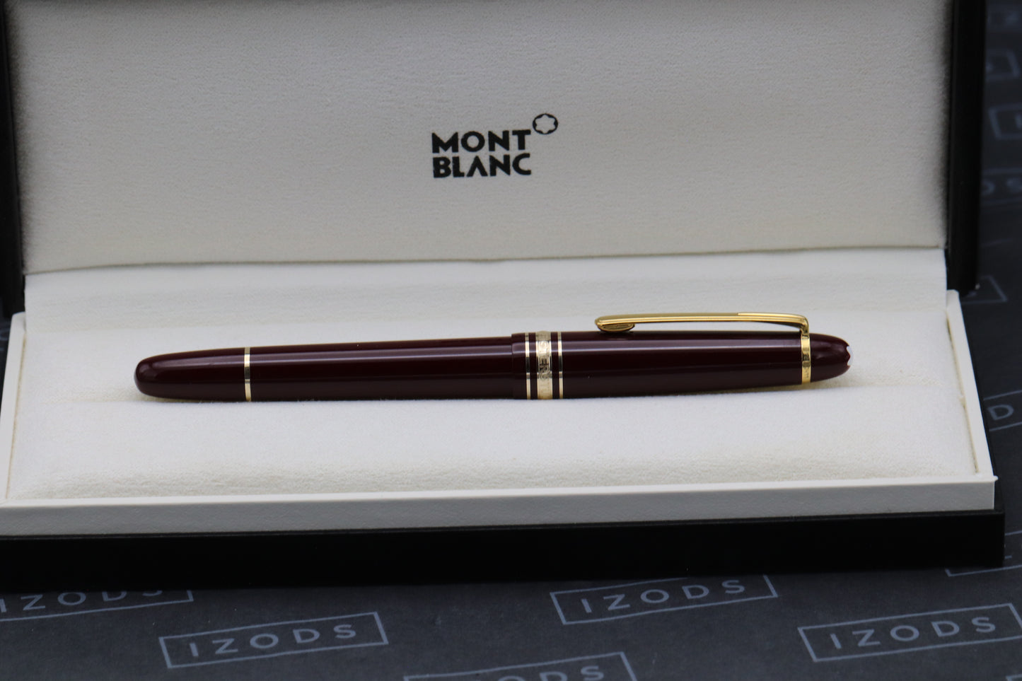 Montblanc Meisterstuck 145 Classique Bordeaux Fountain Pen - BB Nib