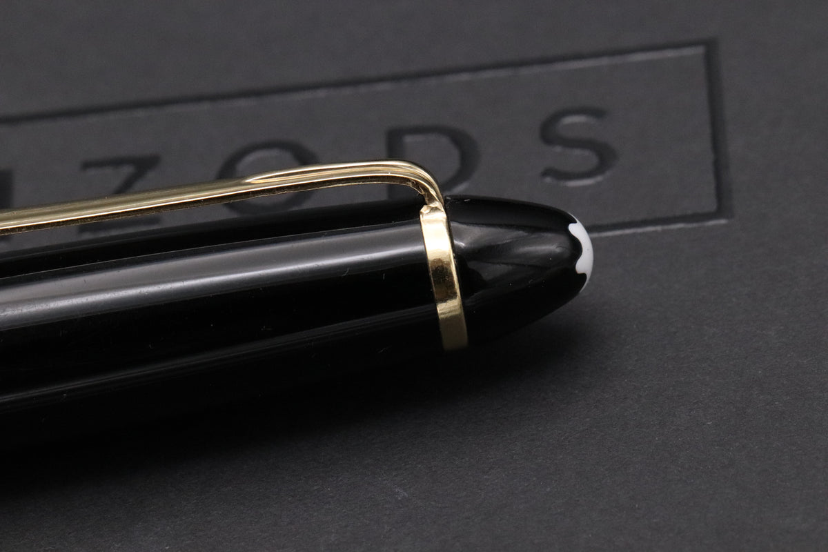 Montblanc Meisterstuck 146 LeGrand Gold Coated Fountain Pen - EF Monotone Nib