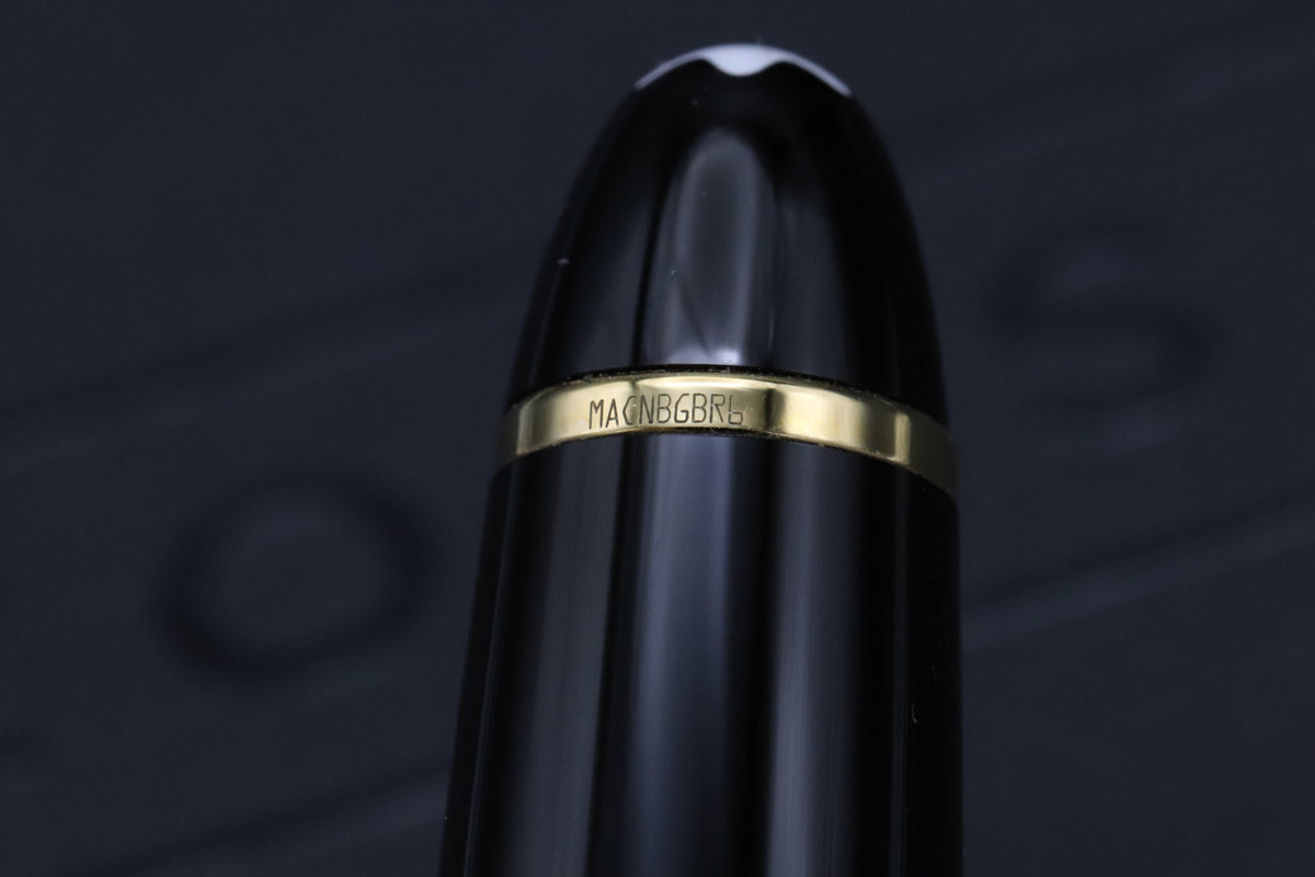 Montblanc Meisterstuck 146 LeGrand Gold Coated Fountain Pen - Broad Nib