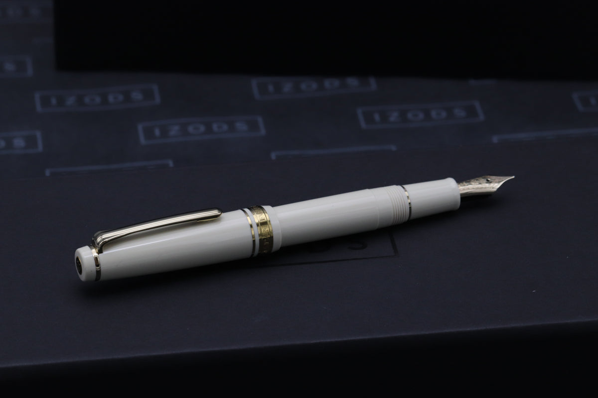 Sailor Pro Gear Mini Beni White Fountain Pen