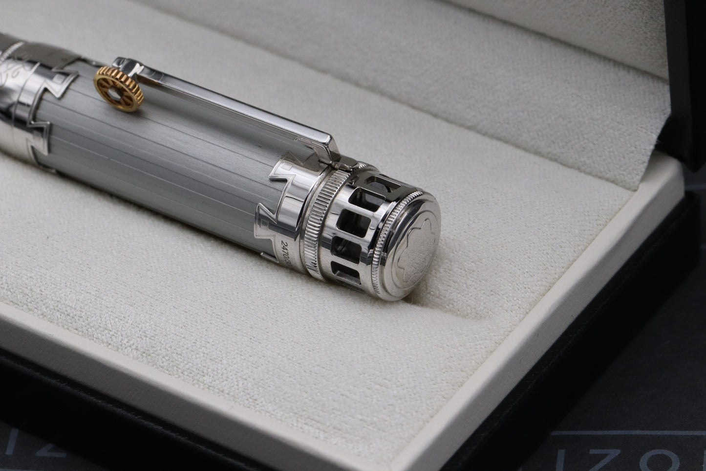 Montblanc Great Characters Leonardo Da Vinci 3000 LE Rollerball Pen