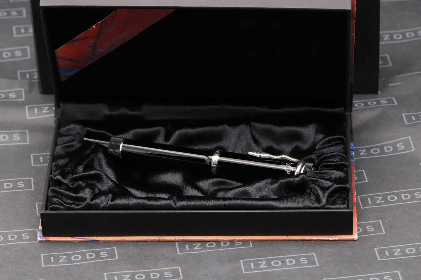 Montblanc Writers Edition Agatha Sterling Silver Fountain Pen
