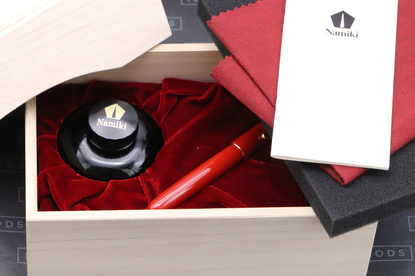 Namiki Yukari Royale Vermilion Urushi Fountain Pen