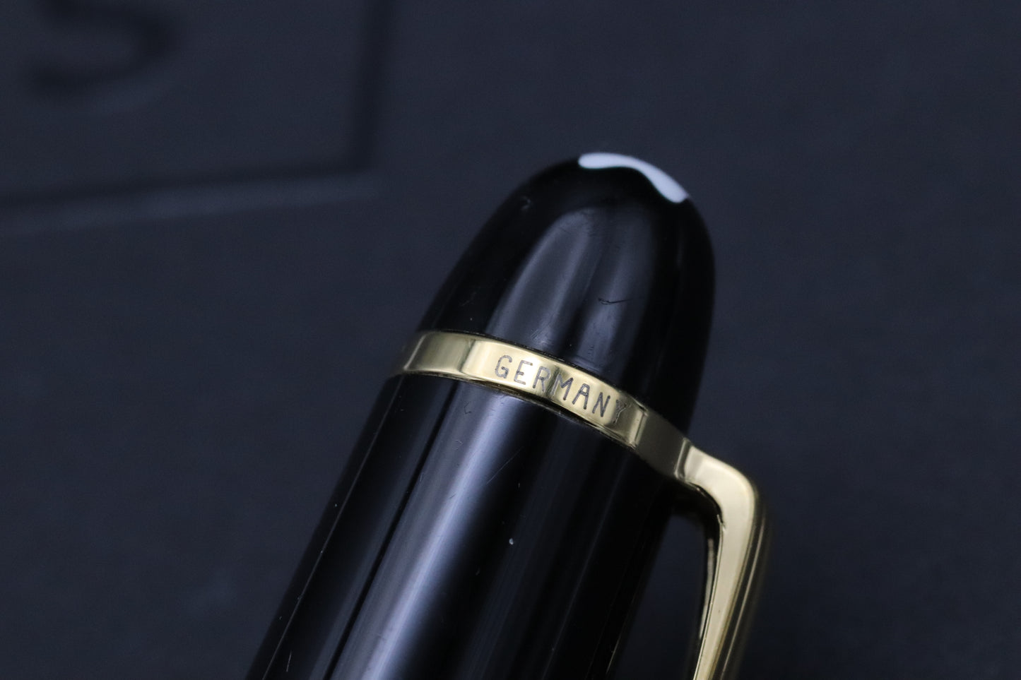 Montblanc Meisterstuck 145 Classique Gold Coated Fountain Pen