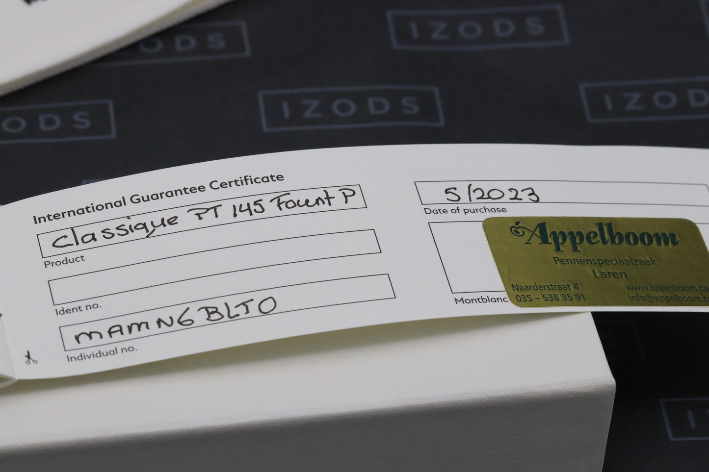 Montblanc Meisterstuck Classique Platinum Coated Fountain Pen - Fine CI Nib