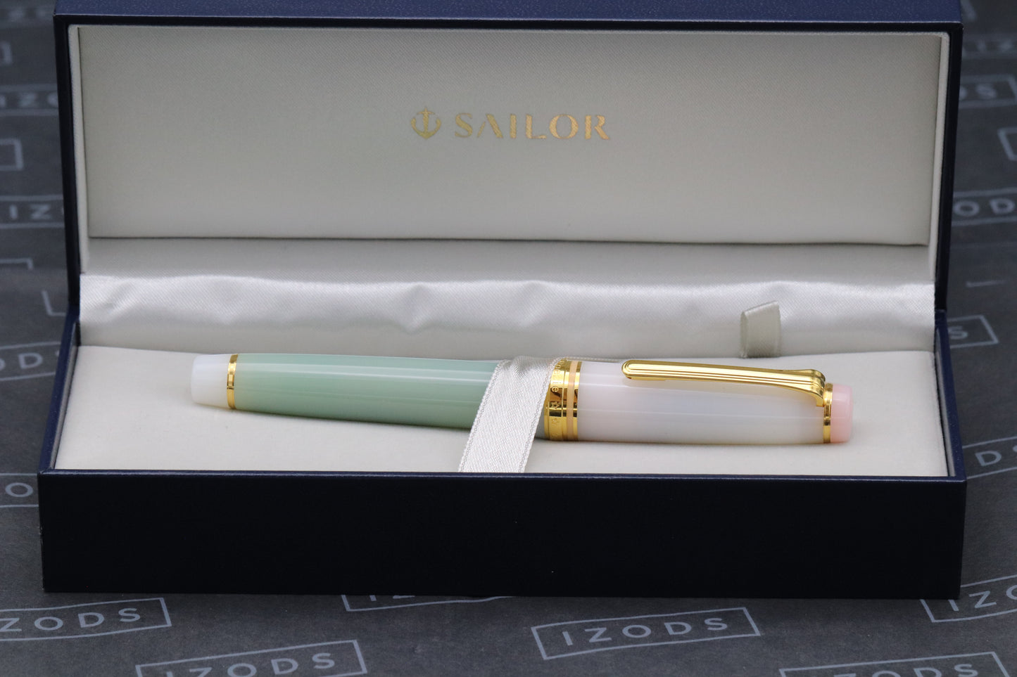 Sailor x Poesie Professional Gear Sanshoku Dango Fountain Pen - Zoom Nib