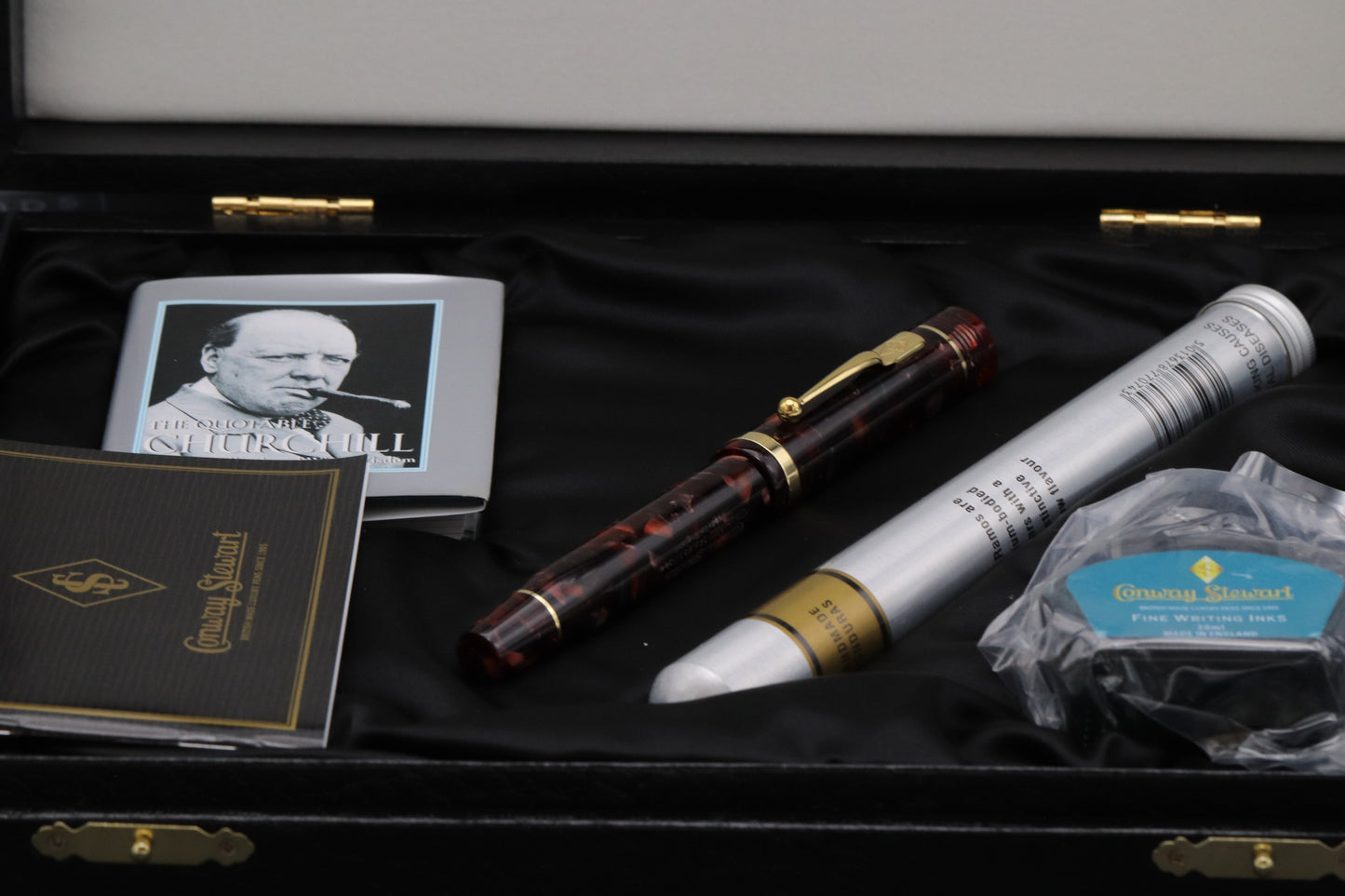 Conway Stewart Winston Churchill Rioja Resin Lever Fountain Pen