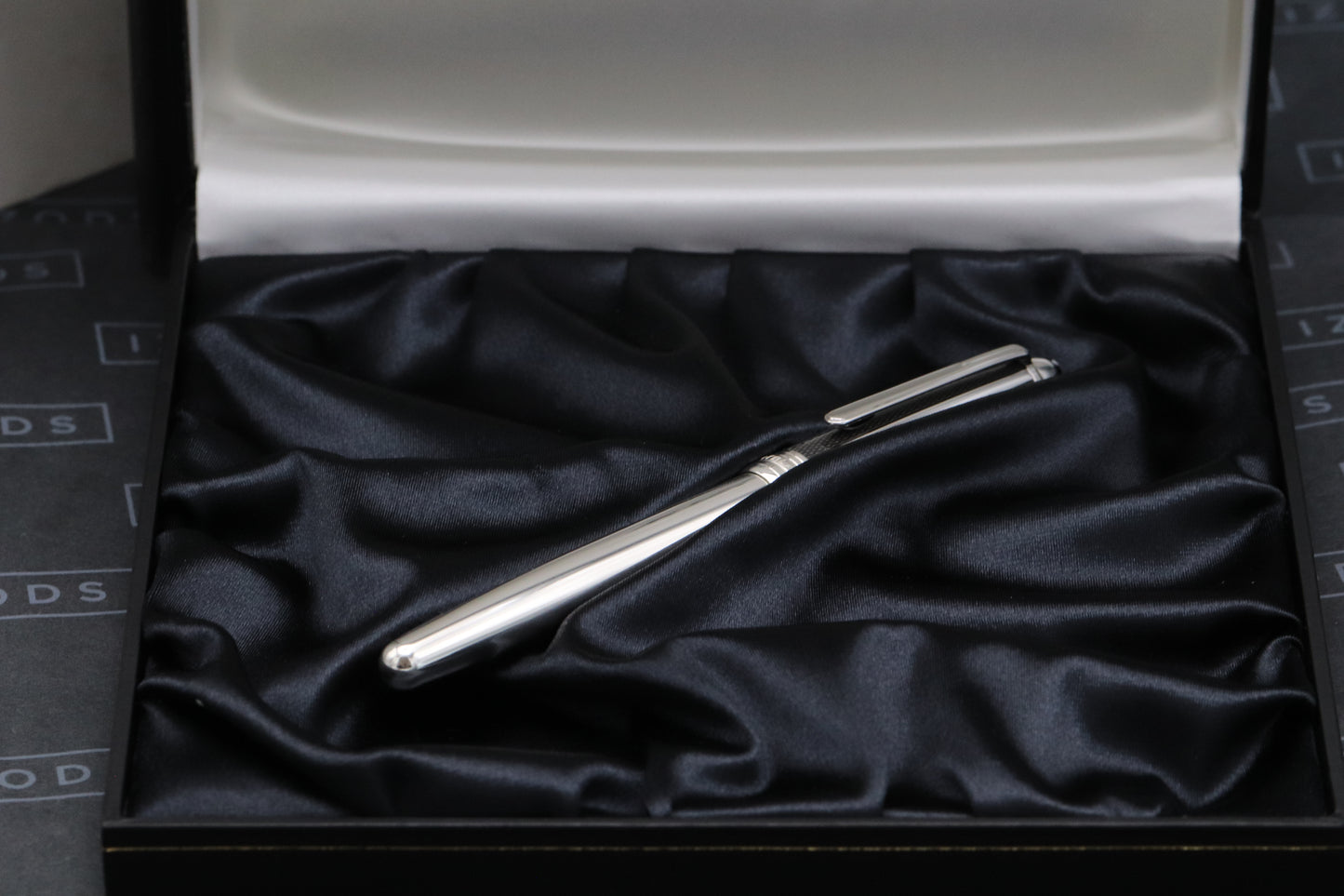 Montblanc Meisterstuck Classique Silver Fibre Guilloche Fountain Pen - EF Nib - NEVER INKED