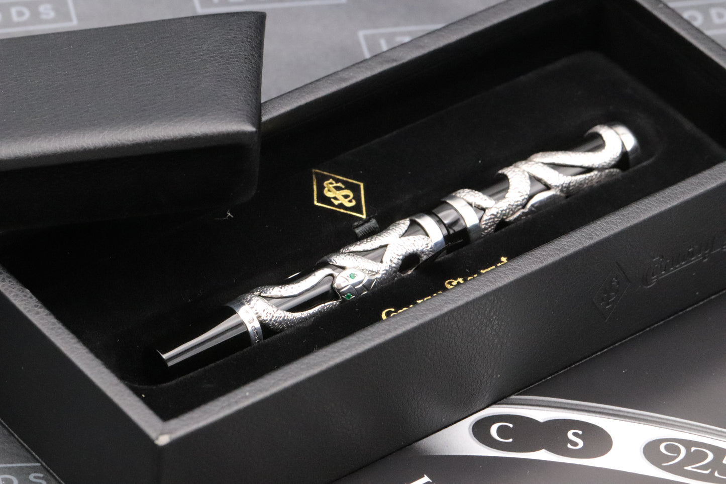 Conway Stewart The Snake Pen Henry Simpole Sterling Silver Emerald Fountain Pen