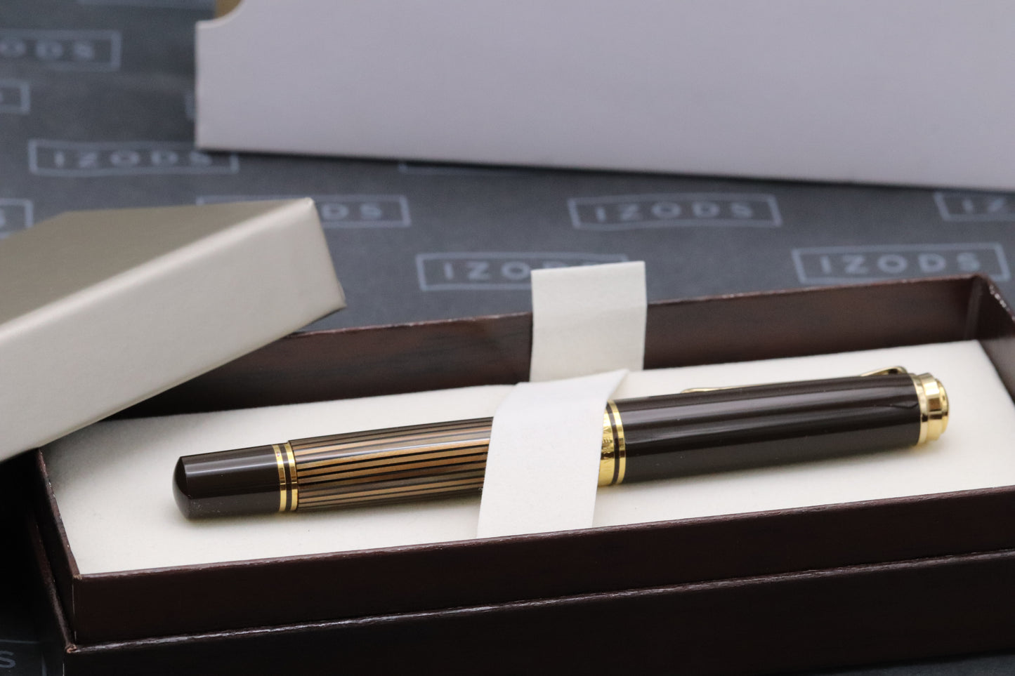 Pelikan Souveran M800 Brown Black Special Edition Fountain Pen - BB Nib