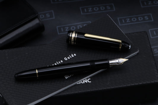 Montblanc Meisterstuck 147 Traveller Gold Coated Fountain Pen with Pouch