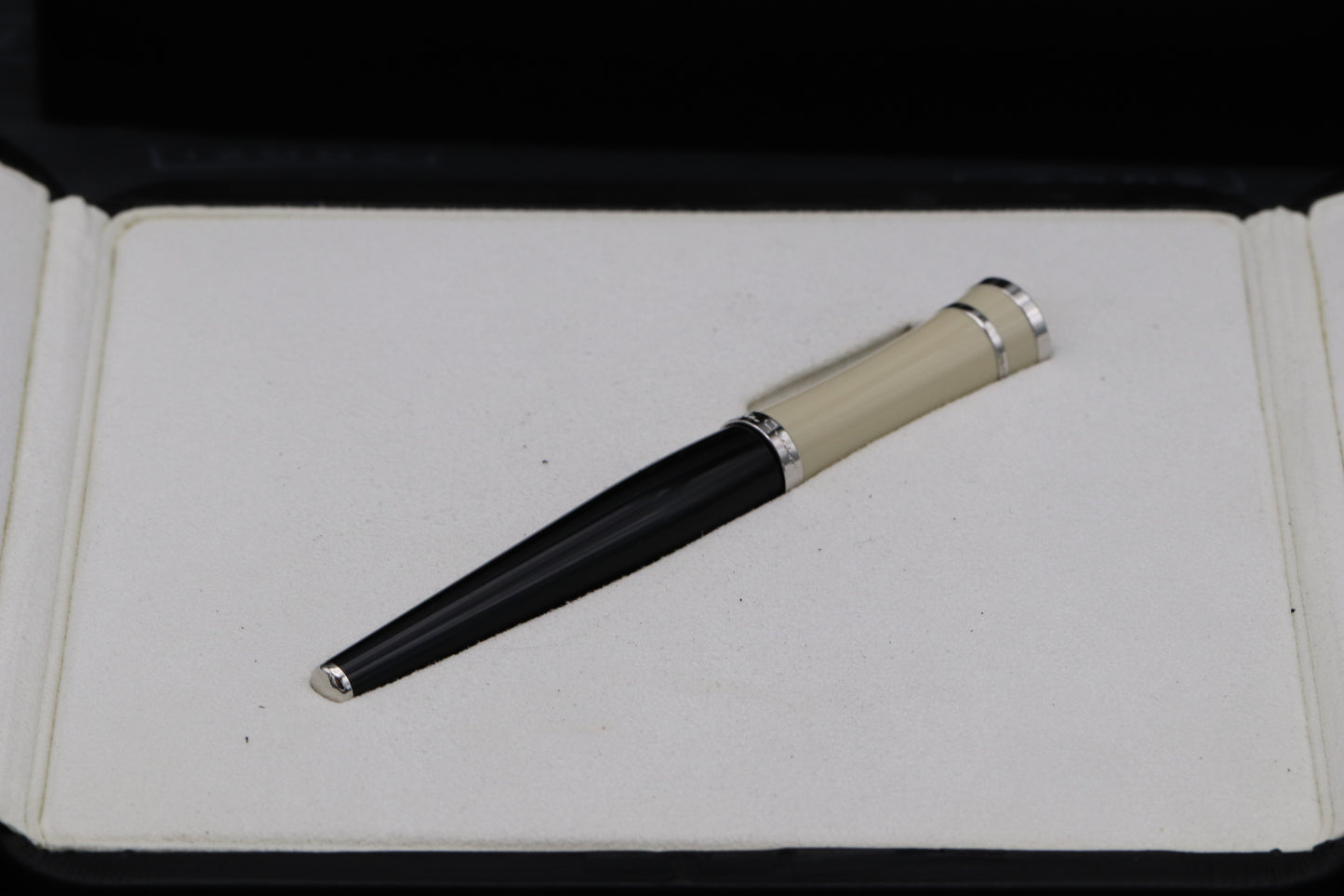 Montblanc Muses Greta Garbo Special Edition Fountain Pen