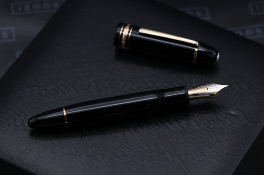 Montblanc Meisterstuck 149 Rose Gold-Coated Fountain Pen