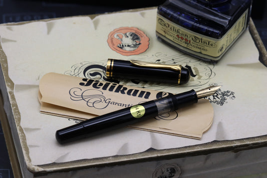 Pelikan Souveran M200 Fountain Pen - 14c Medium Nib - 1985-97