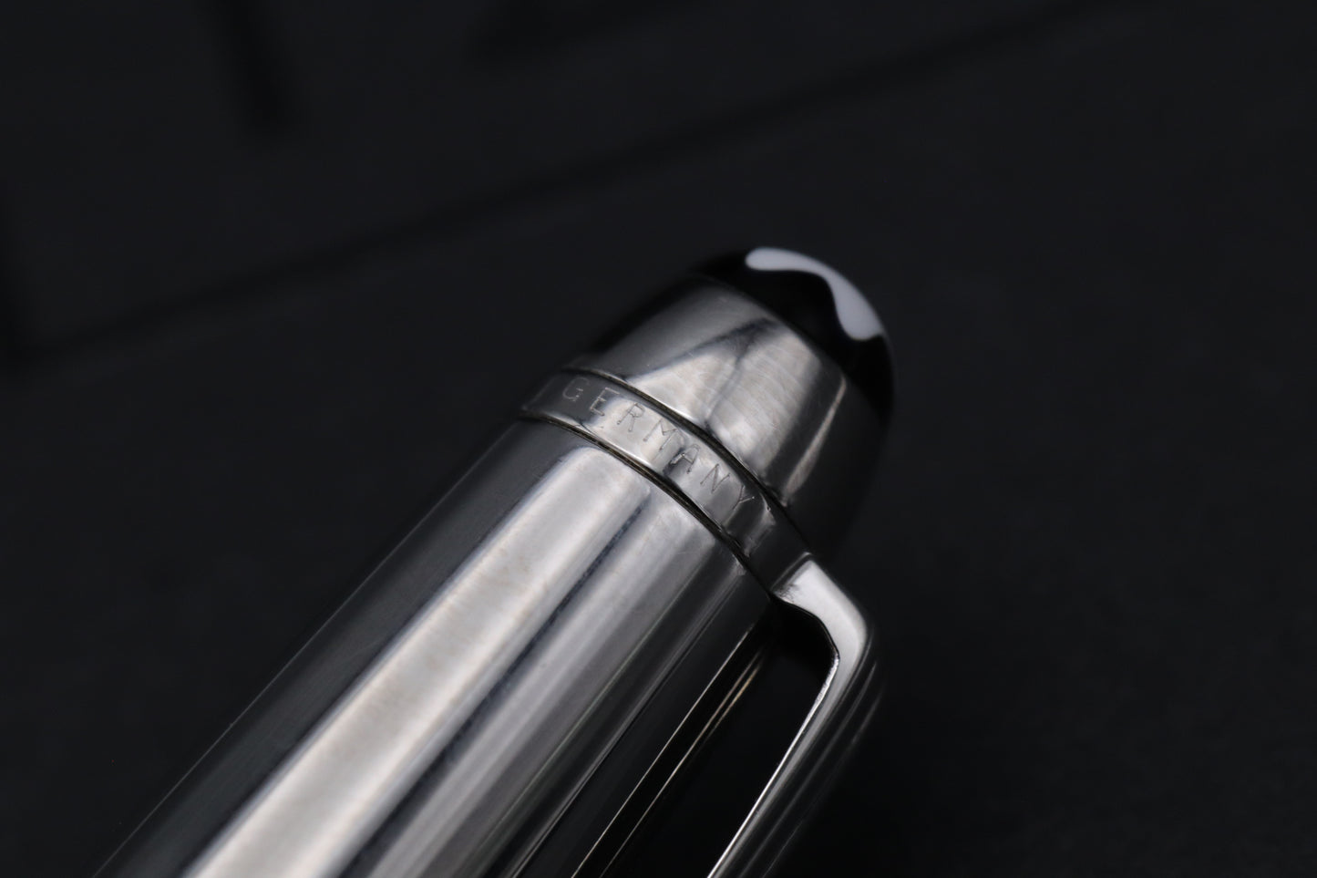 Montblanc Meisterstuck 163 Classique Steel Rollerball / Fineliner Pen