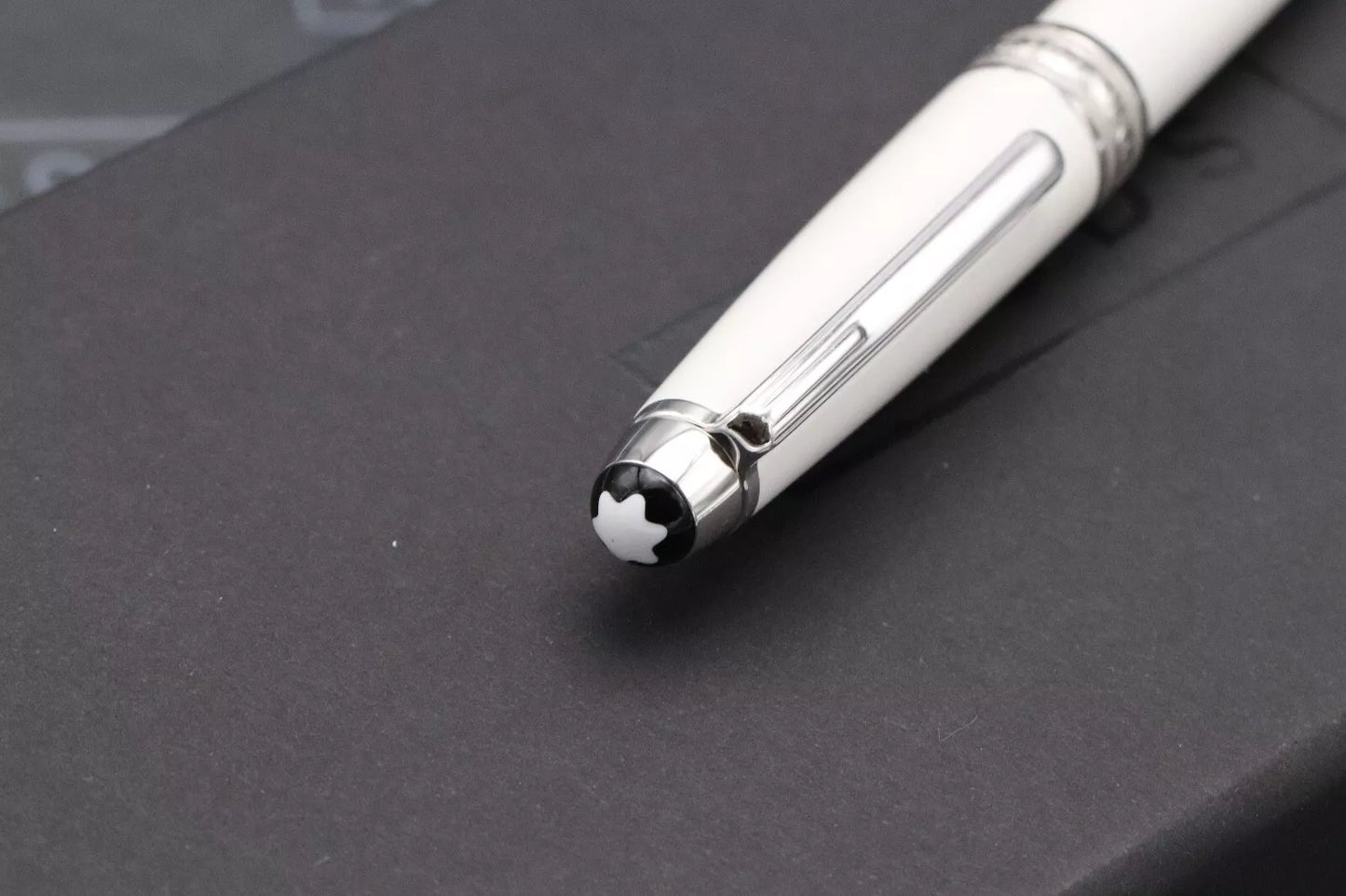 Montblanc Meisterstuck Midsize White Solitaire Ballpoint Pen - Serviced by MB image 5