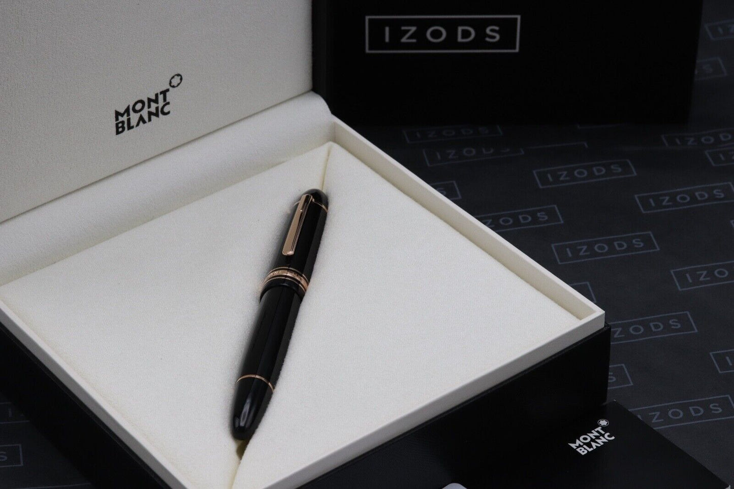 Montblanc Meisterstuck 149 Red Gold-Coated Fountain Pen - EF Nib image 6