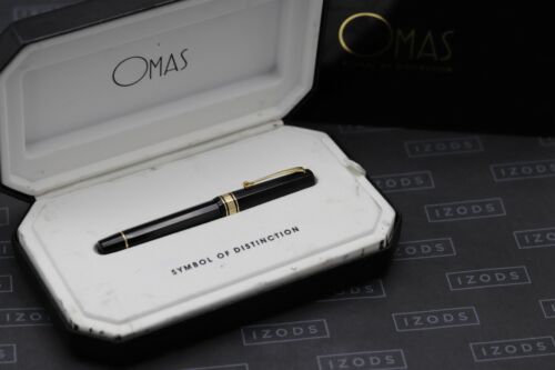 Omas Dama Black Cotton Resin Fountain Pen image 6