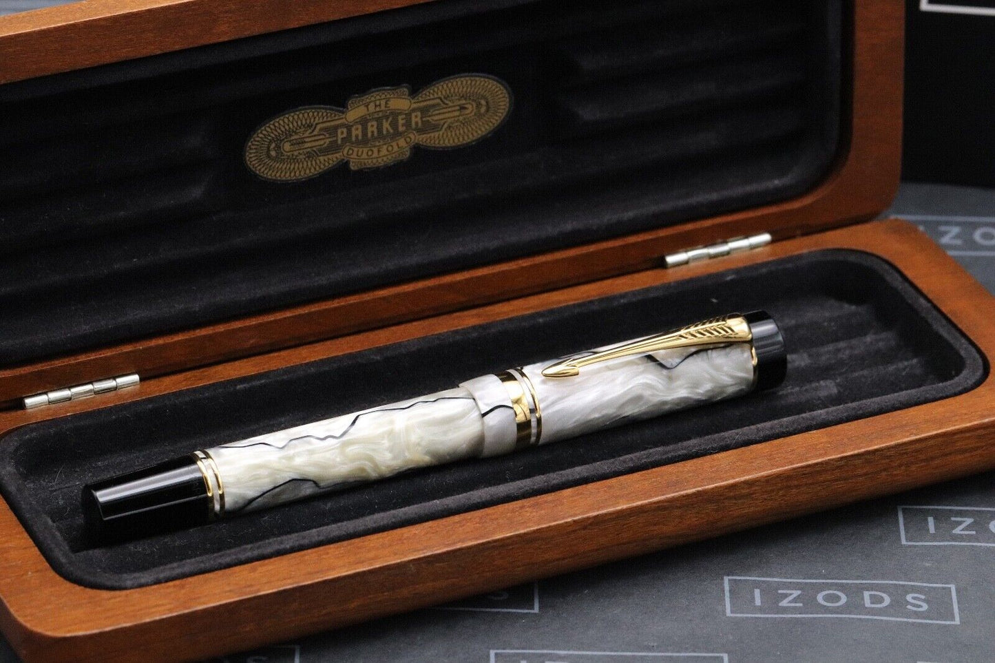 Parker Duofold Centennial MK1 Black and Pearl Fountain Pen - UNUSED - 1992 image 9