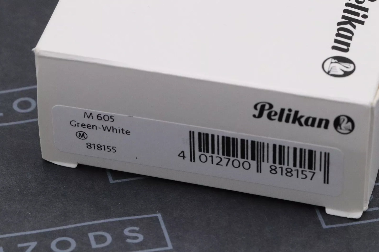 Pelikan Souveran M605 Green White Fountain Pen image 8