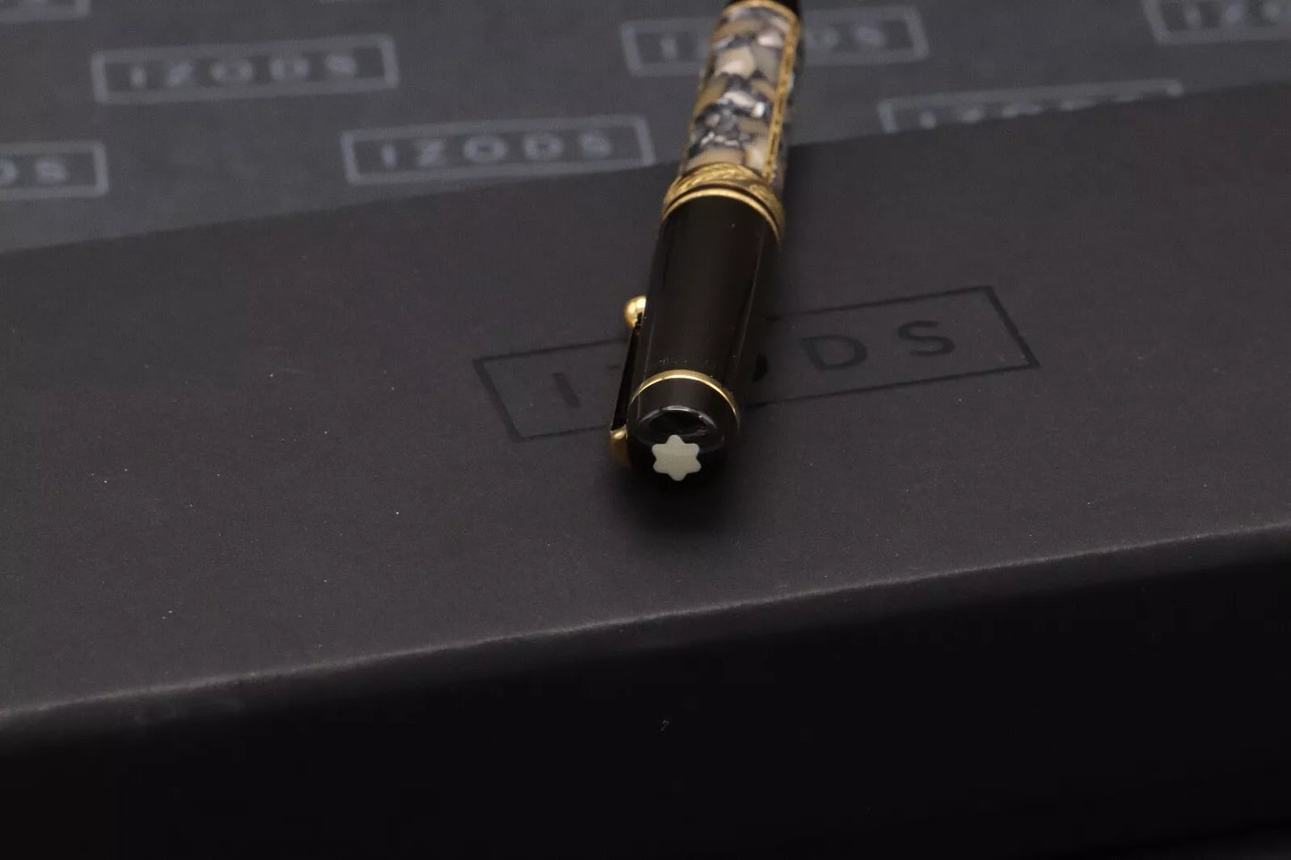 Montblanc Alexandre Dumas (Father) Writers Limited Edition Ballpoint Pen image 5