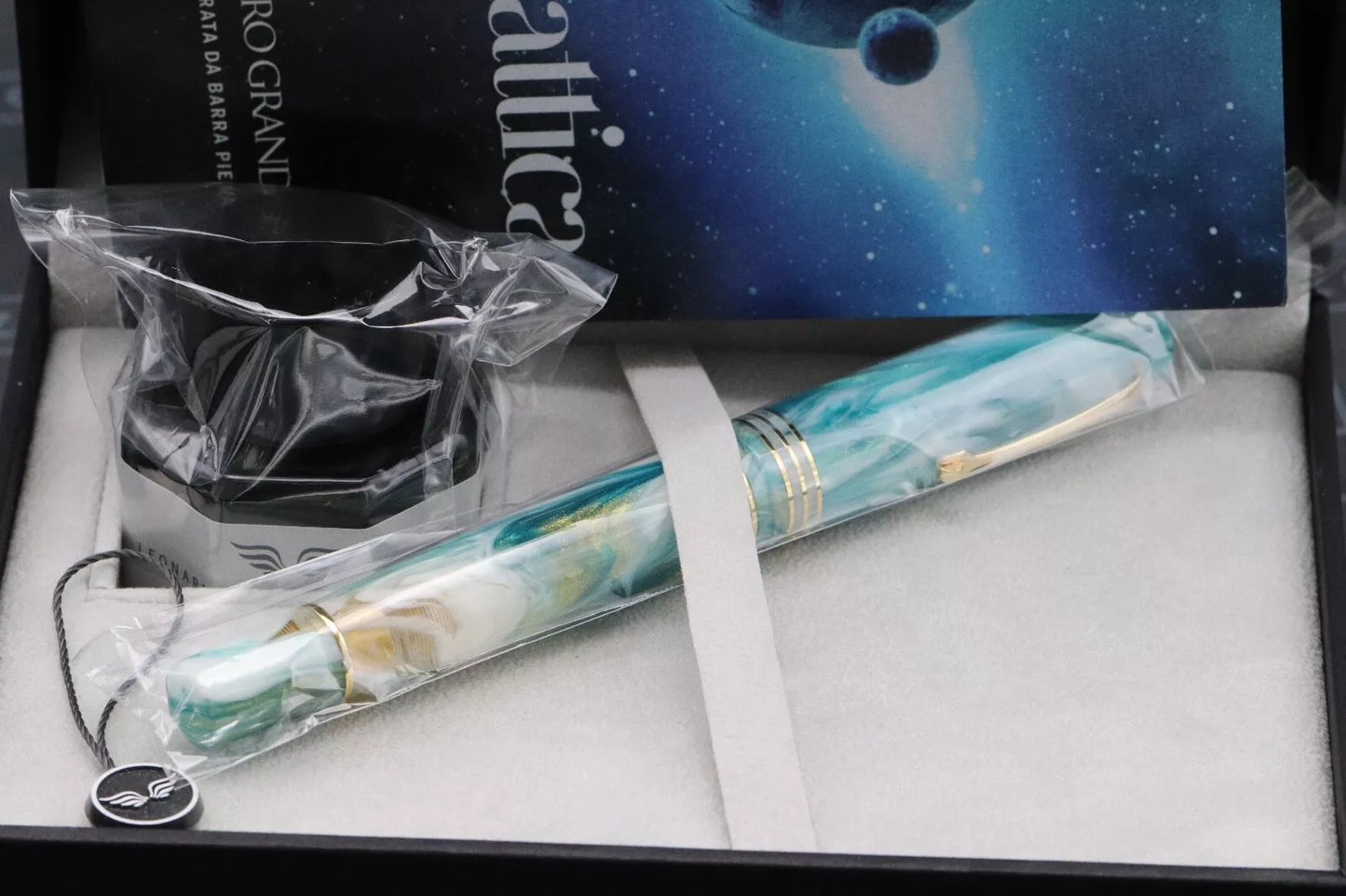 Leonardo MZG 2.0 Galattica Planetary Nebula Fountain Pen - UNUSED image 8