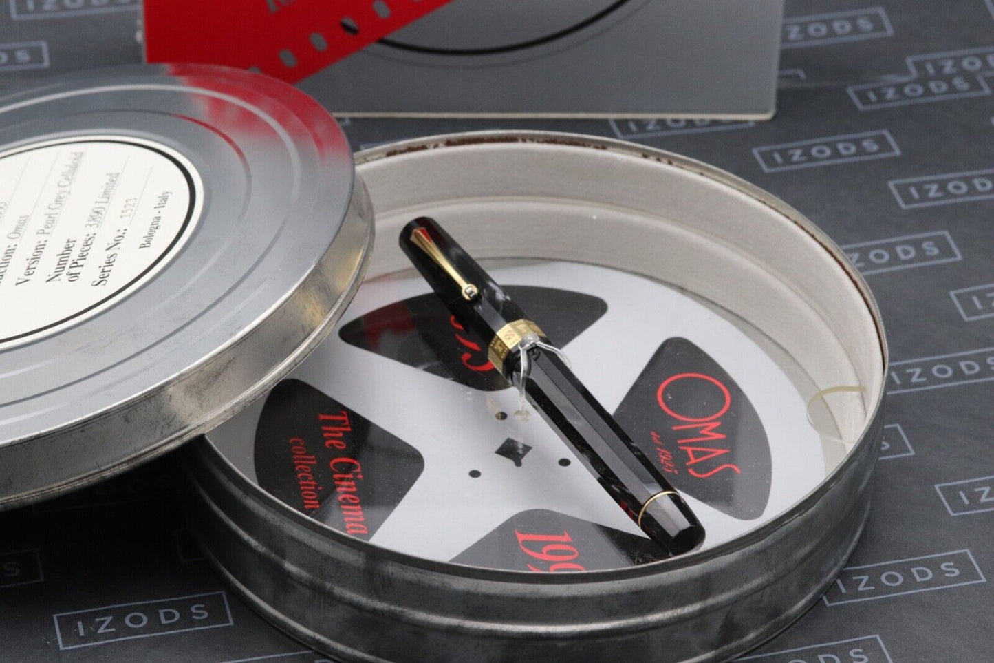 Omas Paragon The Cinema Pearl Grey Celluloid Limited Edition Fountain Pen image 10