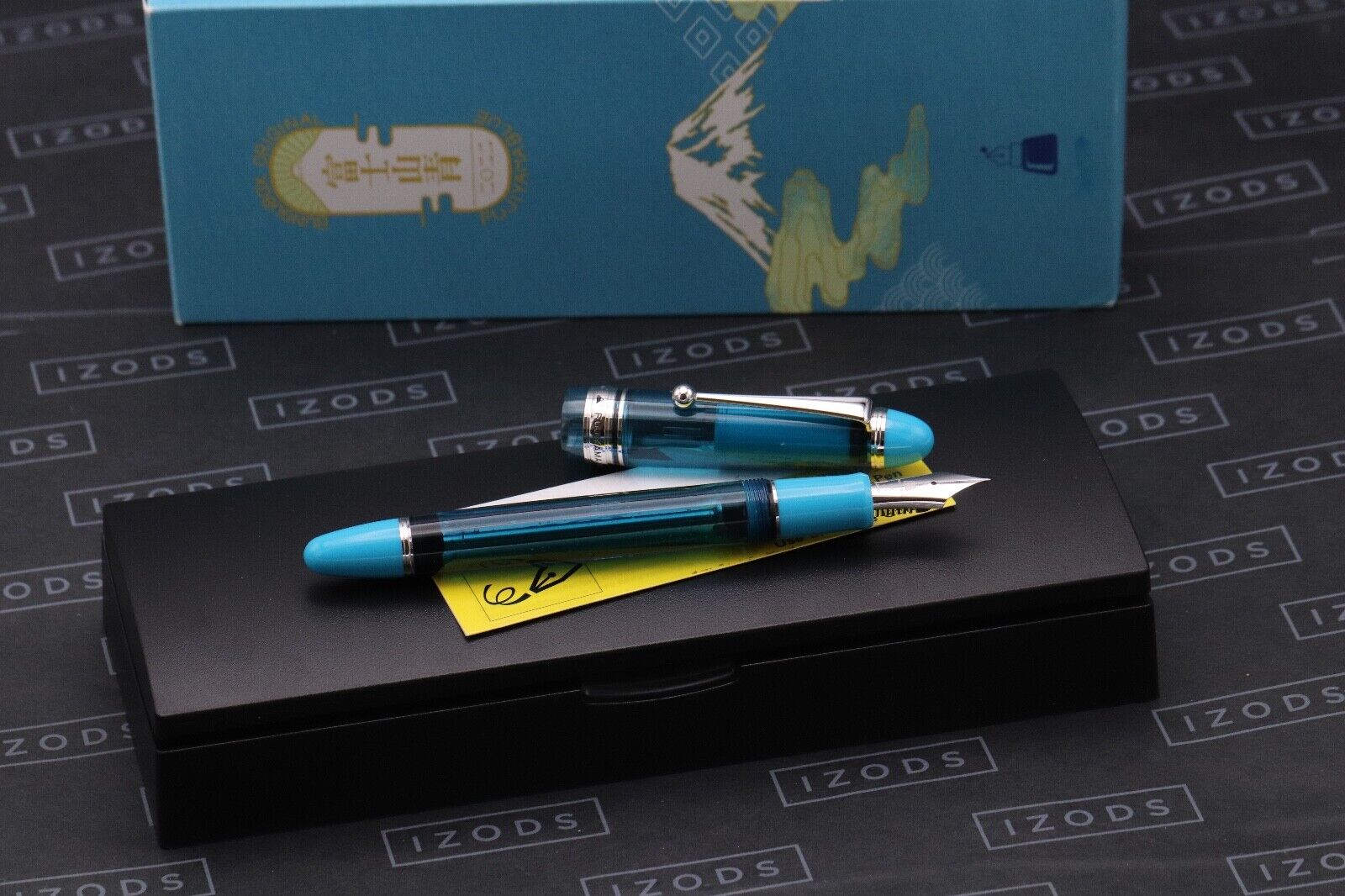 Pilot Custom 823 Bungubox Fujiyama Blue Limited Edition Fountain