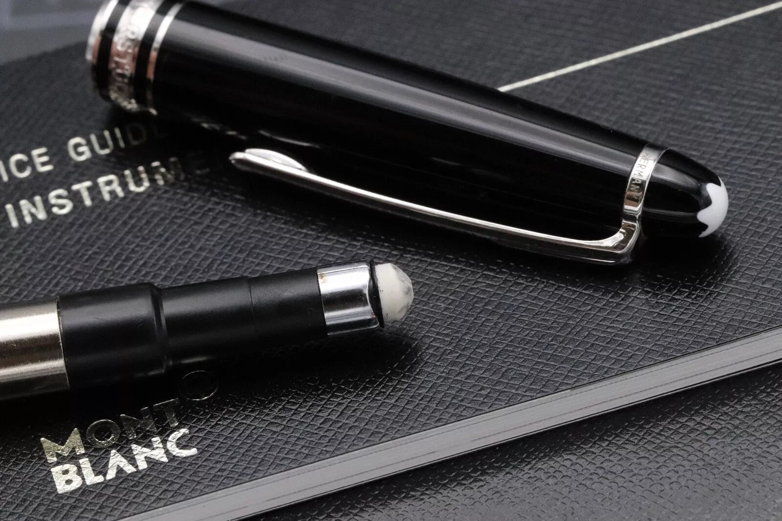 Montblanc Meisterstuck 165 Classique Platinum Coated Mechanical Pencil - 0.7mm image 5