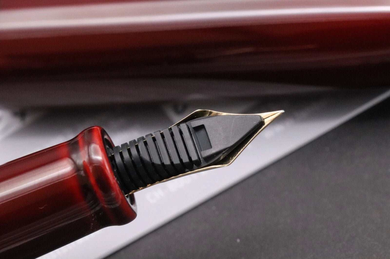 Nakaya D-17mm Portable Cigar Aka-Tamenuri Fountain Pen image 4