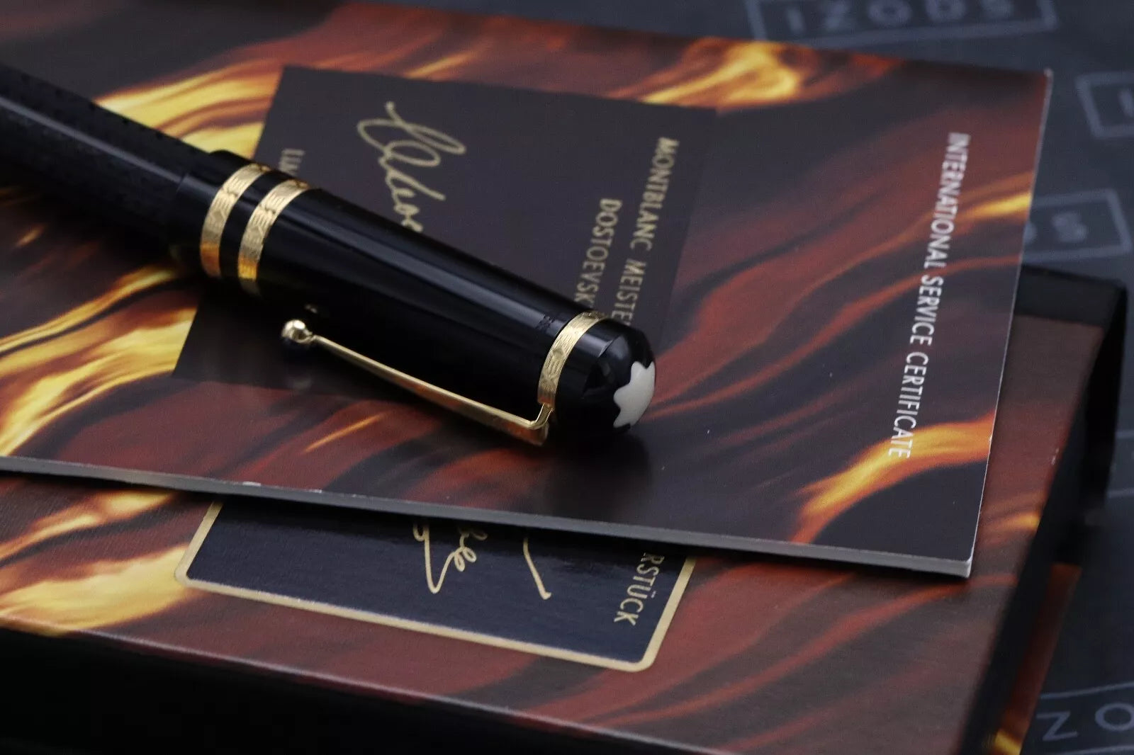 Montblanc Writers Edition Fyodor Dostoevsky Fountain Pen - UNUSED image 9
