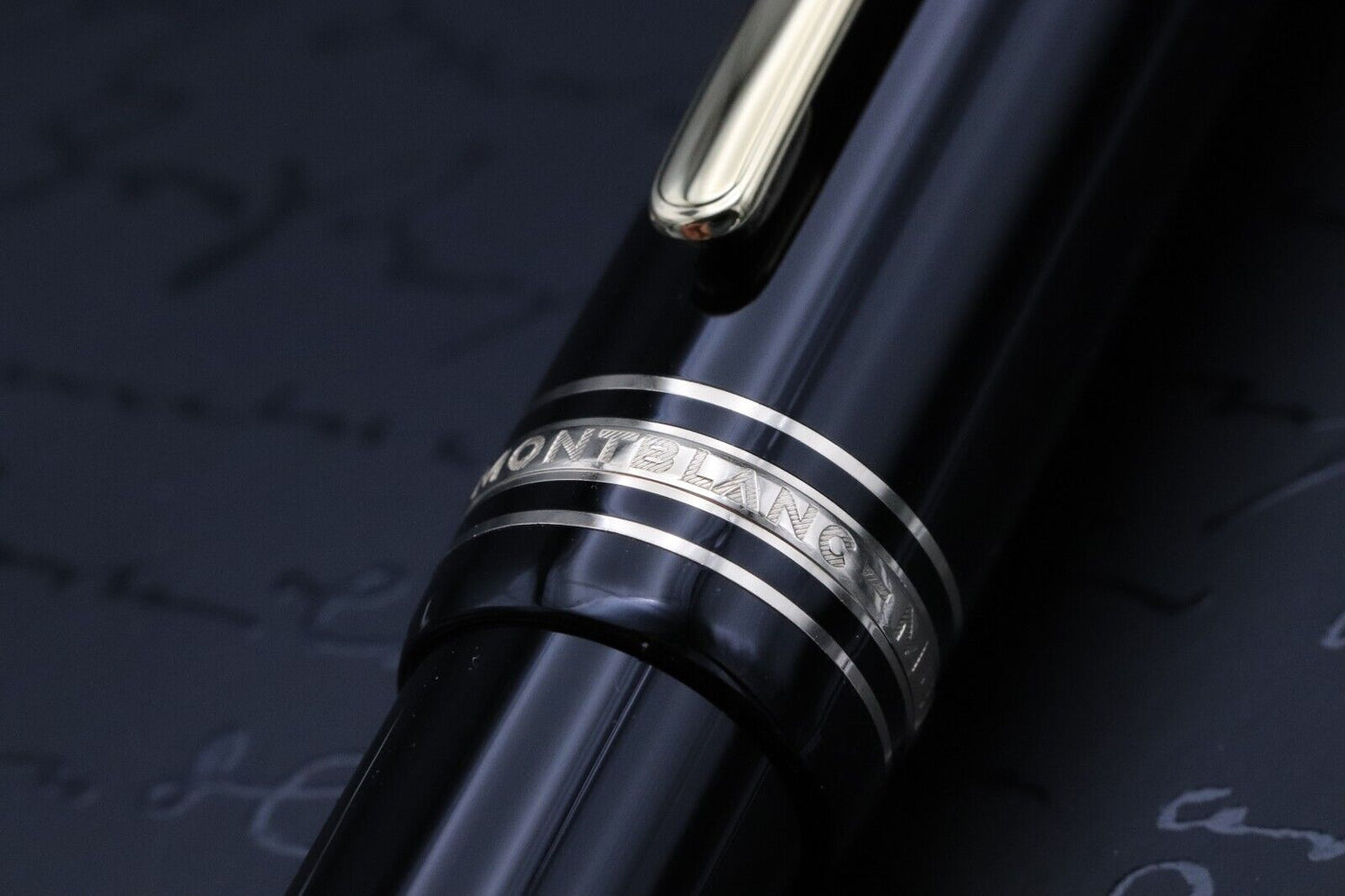Montblanc Meisterstuck 149 Gold-Coated Fountain Pen - UNUSED - Medium Nib image 4